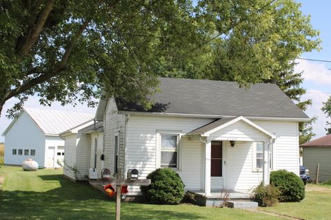 Photo of 8988 State Route 571, Arcanum, OH 45304 (MLS # 1041144)