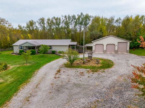 Photo of 2444 County Road 200, Belle Center, OH 43310 (MLS # 1042087)