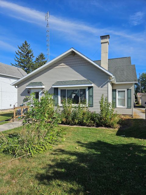 Photo of 521 S Broadway Street, Spencerville, OH 45887 (MLS # 1041718) Photo of 521 S Broadway Street, Spencerville, OH 45887 (MLS # 1041718)