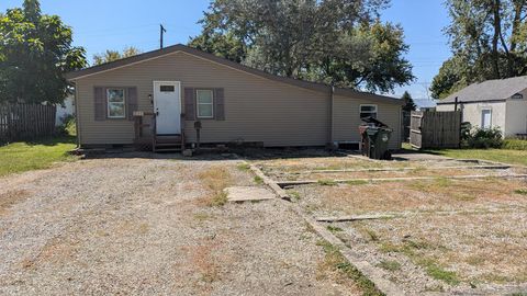 Photo of 231 E Vine Street, Bradford, OH 45308 (MLS # 1041180)