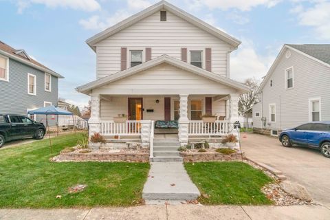 Photo for 830 Spruce Avenue