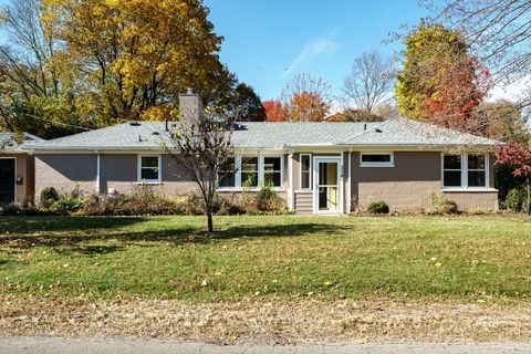 Photo of 314 N Walnut Street, Yellow Springs, OH 45387 (MLS # 1042492)