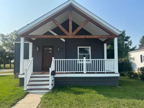 Photo of 515 E Walnut Street, Coldwater, OH 45828 (MLS # 1041198)