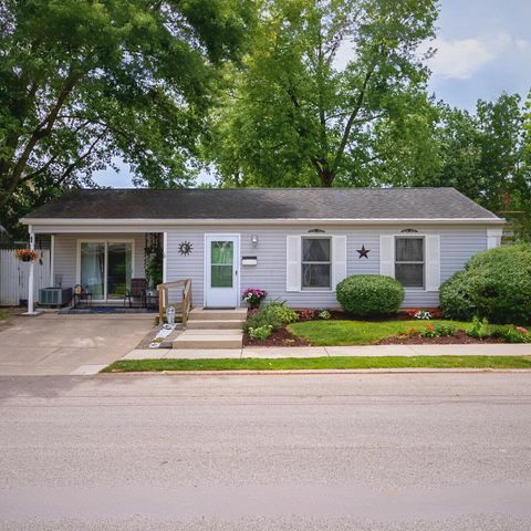 Photo of 203 W 3rd Street, Marysville, OH 43040 (MLS # 1042265)