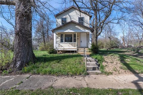 Photo of 924 W State Street, Springfield, OH 45506 (MLS # 1040813) Photo of 924 W State Street, Springfield, OH 45506 (MLS # 1040813)