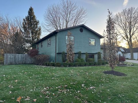 Photo of 1111 Marwood Drive, Piqua, OH 45356 (MLS # 1042519)