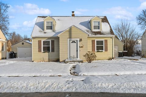 Photo of 730 June Drive, Fairborn, OH 45324 (MLS # 1043022)