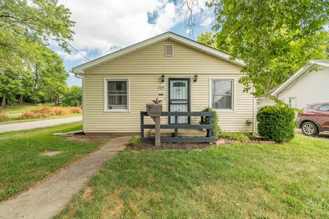Photo of 309 N Spring Street, New Paris, OH 45347 (MLS # 1040825) Photo of 309 N Spring Street, New Paris, OH 45347 (MLS # 1040825)