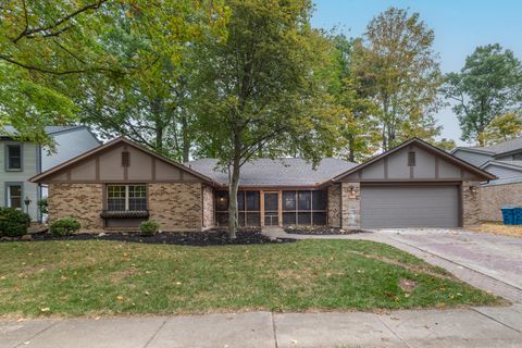 Photo of 1013 Arapaho Trail, Tipp City, OH 45371 (MLS # 1042007) Photo of 1013 Arapaho Trail, Tipp City, OH 45371 (MLS # 1042007)