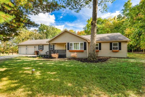 Photo of 6836 County Road 101, Belle Center, OH 43310 (MLS # 1041435)