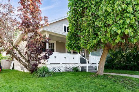 Photo of 1704 Highland Avenue, Springfield, OH 45503 (MLS # 1038885)