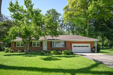 Photo of 645 Dorchester Drive, Springfield, OH 45506 (MLS # 1042098) Photo of 645 Dorchester Drive, Springfield, OH 45506 (MLS # 1042098)