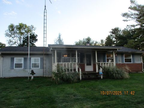 Photo of 7540 E Agenbroad Road, New Carlisle, OH 45344 (MLS # 1041851)