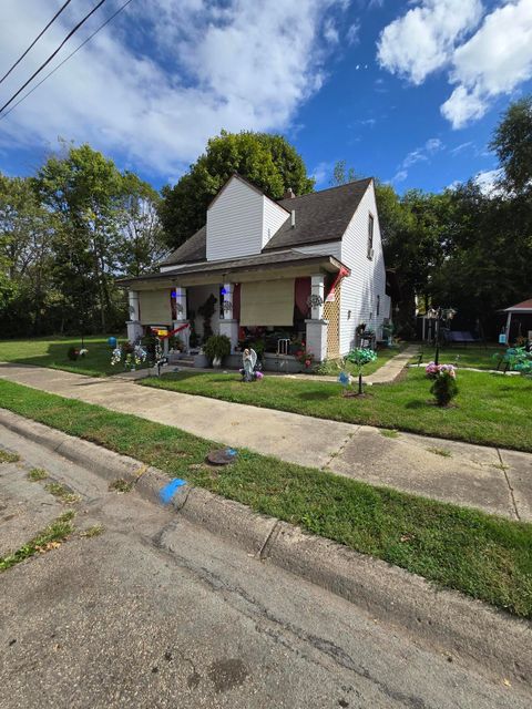 Photo of 1820 Clay Street, Springfield, OH 45505 (MLS # 1041792)