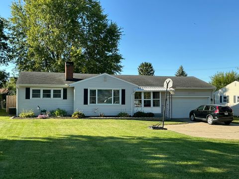 Photo of 851 Scioto Street, Urbana, OH 43078 (MLS # 1041260)