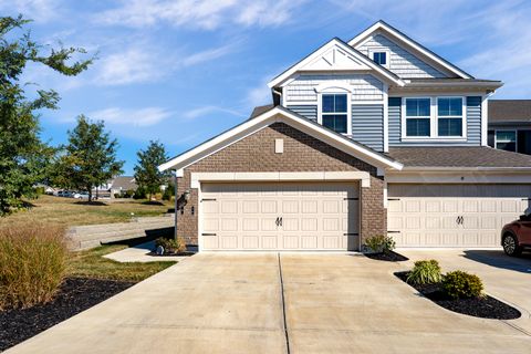 Photo of 16 Pebble Brook Place, Springboro, OH 45066 (MLS # 1041318)