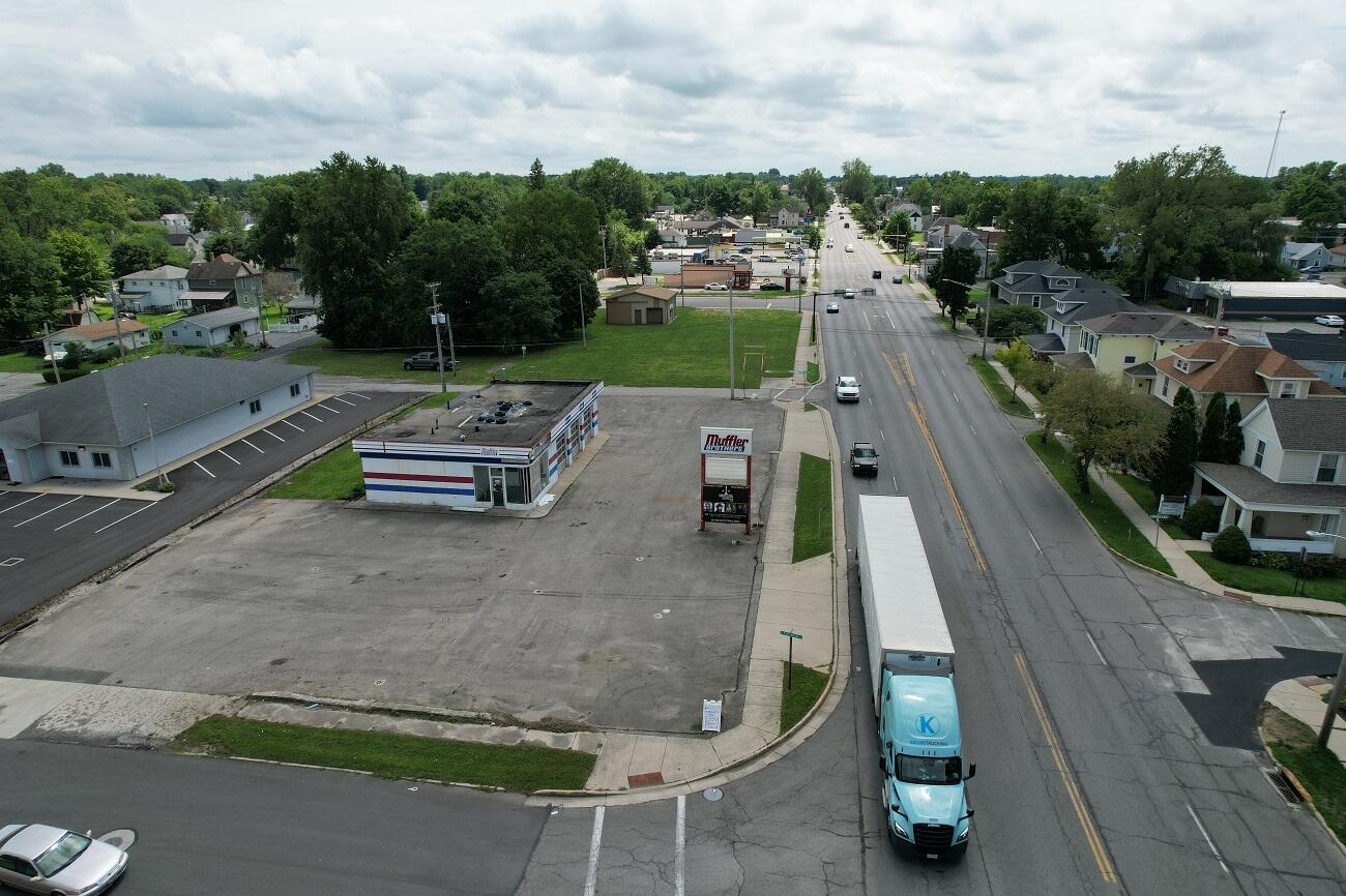 Photo 7 of 8 of 333 S Main Street land