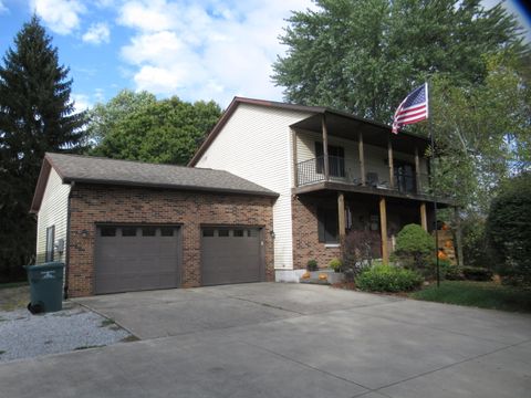 Photo of 3352 Hodgin Road, Richmond, IN 47374 (MLS # 1041815) Photo of 3352 Hodgin Road, Richmond, IN 47374 (MLS # 1041815)