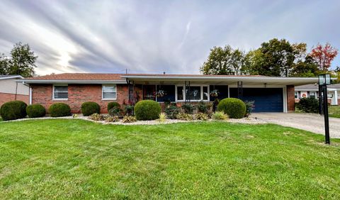 Photo of 1001 Imperial Boulevard, Springfield, OH 45503 (MLS # 1042301)
