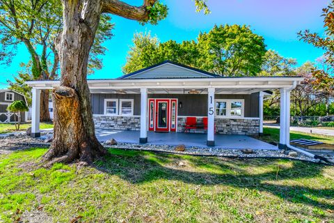 Photo of 15 Tulip Road, Medway, OH 45341 (MLS # 1041968) Photo of 15 Tulip Road, Medway, OH 45341 (MLS # 1041968)