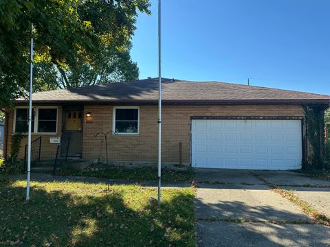 Photo of 1243 Student Avenue, Springfield, OH 45503 (MLS # 1041690)