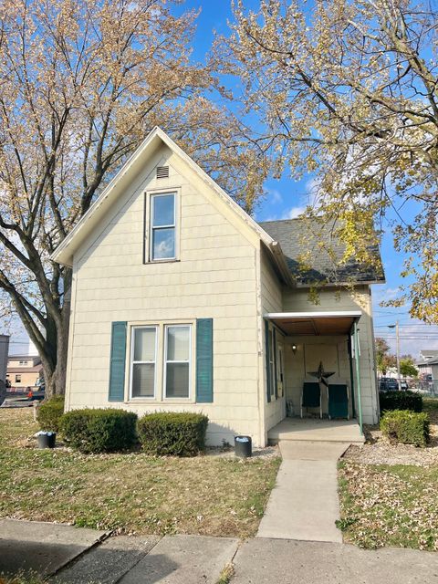 Photo of 409 W Fayette Street, Celina, OH 45822 (MLS # 1042433)