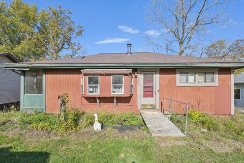 Photo of 3650 Wood Lane, London, OH 43140 (MLS # 1041887)