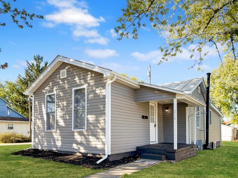 Photo of 214 Morrow Street, Greenville, OH 45331 (MLS # 1042091)