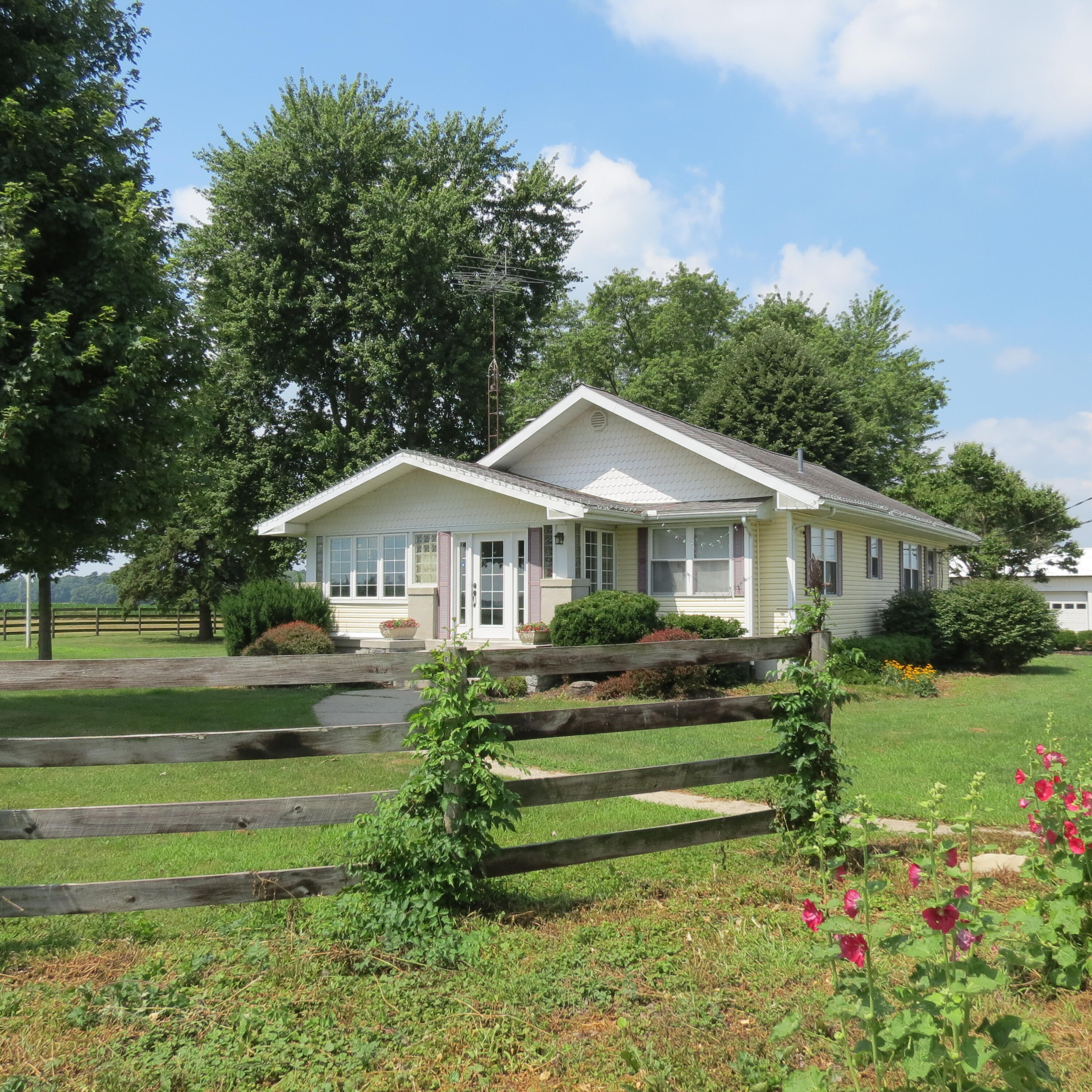 2401 Co Rd 25A