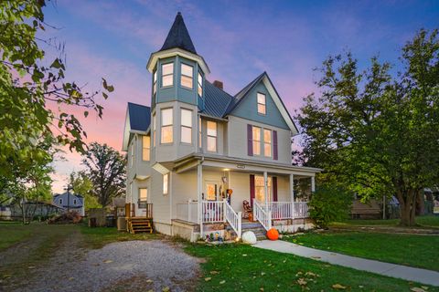 Photo of 1023 Leland Avenue, Lima, OH 45805 (MLS # 1042335)