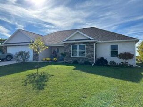 Photo of 109 Bluegrass Drive, Wapakoneta, OH 45895 (MLS # 1042051)