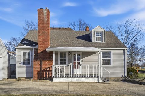 Photo of 214 Sunnyside Place, Springfield, OH 45504 (MLS # 1042883)