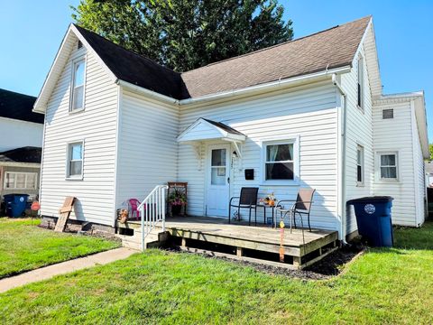 Photo of 125 S Beech Street, Saint Marys, OH 45885 (MLS # 1041643) Photo of 125 S Beech Street, Saint Marys, OH 45885 (MLS # 1041643)