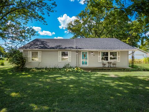 Photo of 180 S Dugan Road, Urbana, OH 43078 (MLS # 1041554)