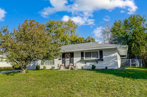 Photo of 1506 Hyannis Drive, Springfield, OH 45503 (MLS # 1041376)