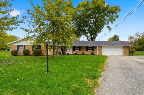 Photo of 2170 Fairfield Pike, Springfield, OH 45502 (MLS # 1042294)
