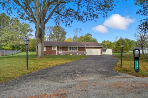 Photo of 2073 Stowe Drive, Springfield, OH 45505 (MLS # 1041952) Photo of 2073 Stowe Drive, Springfield, OH 45505 (MLS # 1041952)