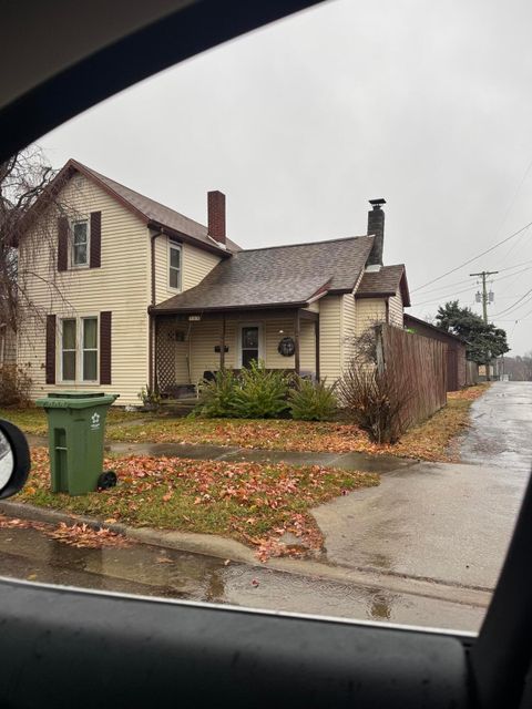 Photo of 115 W Bennett Street, Sidney, OH 45365 (MLS # 1042708)