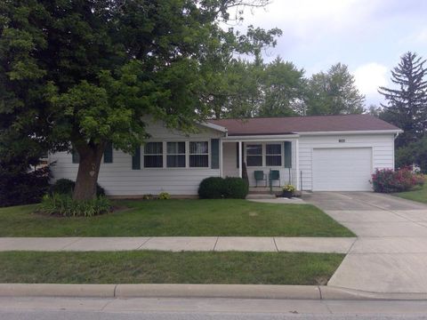 Photo of 104 W North Street, Anna, OH 45302 (MLS # 1041866)