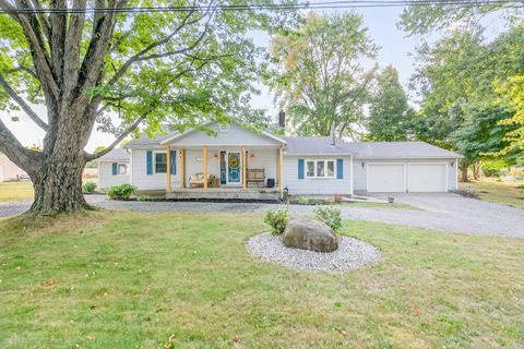Photo of 632 S Main Street, De Graff, OH 43318 (MLS # 1043048)