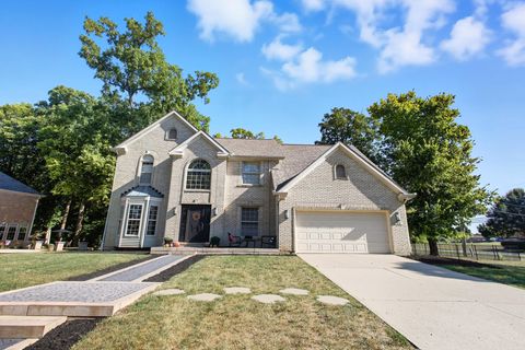 Photo of 970 Forest Edge Avenue, Springfield, OH 45503 (MLS # 1041308) Photo of 970 Forest Edge Avenue, Springfield, OH 45503 (MLS # 1041308)