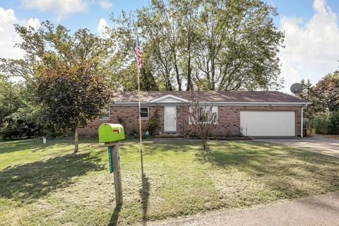 Photo of 1825 Us-42, London, OH 43140 (MLS # 1041704)