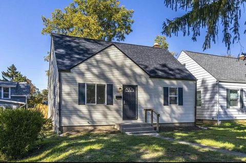 Photo of 789 Elizabeth Ave Avenue, Columbus, OH 43227 (MLS # 1042036)