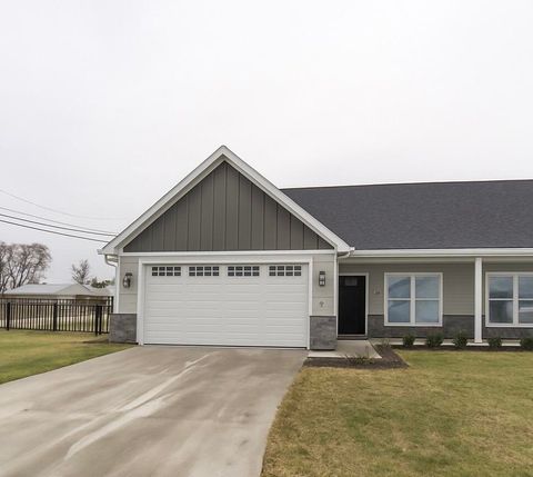 Photo of 1756 Creekside Court, Sidney, OH 45365 (MLS # 1042897)