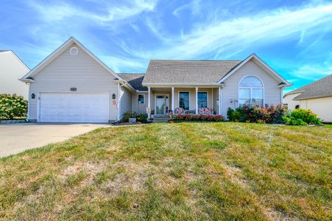 Photo of 1325 Kenton Way, Troy, OH 45373 (MLS # 1042448)