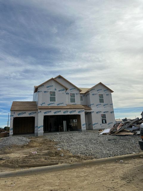 Photo of 437 Luke's Circle, London, OH 43140 (MLS # 1042485)