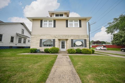 Photo of 2201 Woodside Avenue, Springfield, OH 45503 (MLS # 1038722)