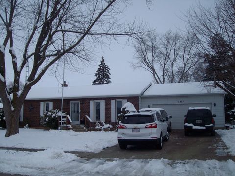 Photo of 1312 Michael Avenue, Celina, OH 45822 (MLS # 1042794)