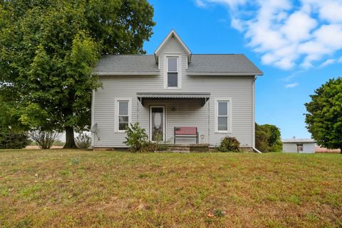 Photo of 15395 US Route 33, Wapakoneta, OH 45895 (MLS # 1041626)