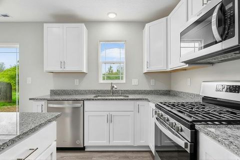 Photo of 908 Eastern Avenue, Bellefontaine, OH 43311 (MLS # 1043956)